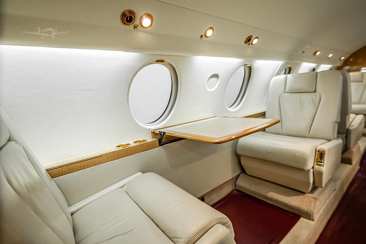 jet aziendale Dassault Falcon 20